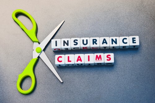 Résultat de recherche d'images pour "pictures of insurance claims"
